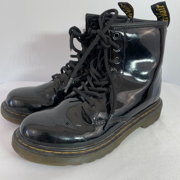 Girls Doc Marten Patent Leather Boots - Picture 1 of 8